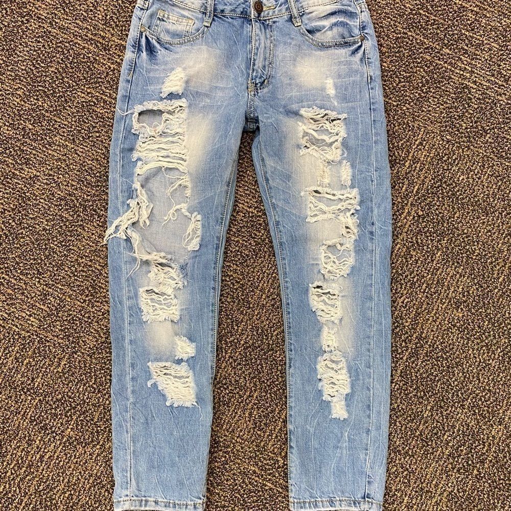 Machine Novelle Mode Low Rise Ripped Capris - Picture 7 of 7